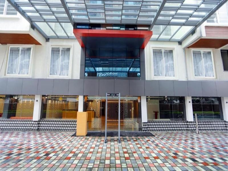 The Zinc By The Fern image