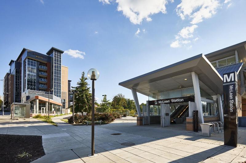 Archer Hotel Tysons - Image 2