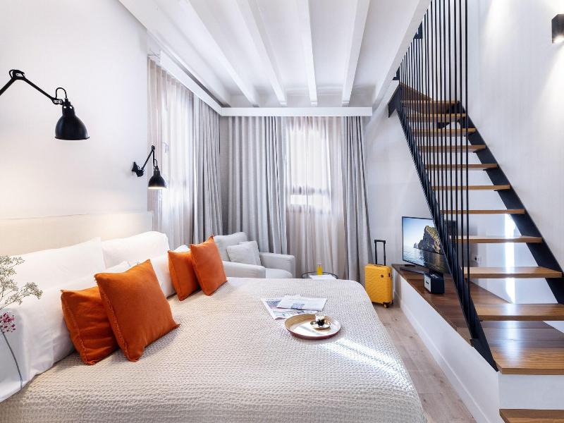 Samaritana Suites image