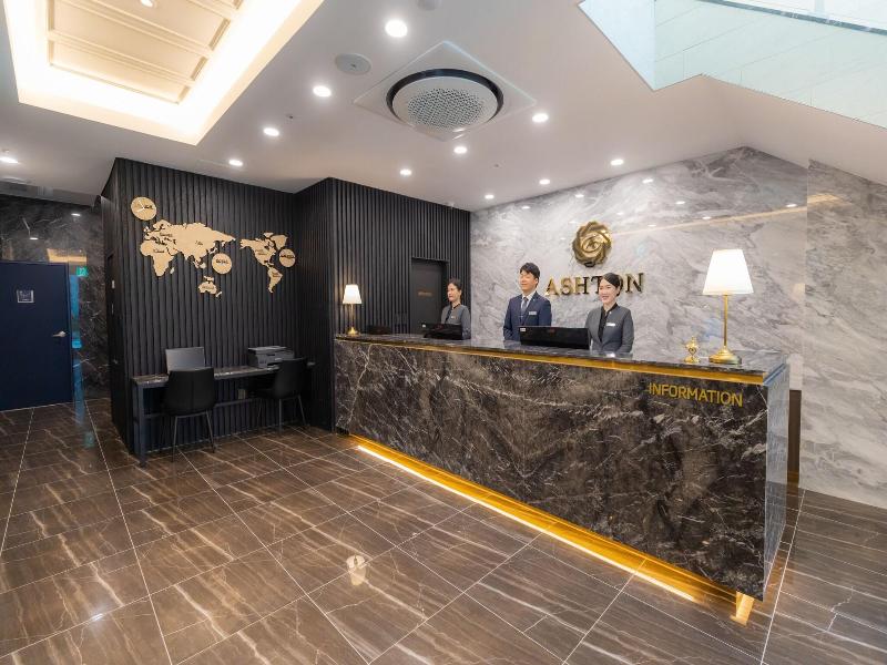 Ashton Hotel image