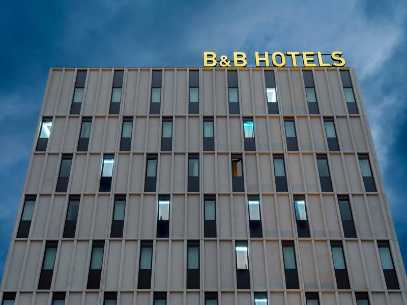 B&B HOTEL Famalicão image