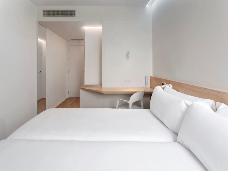 B&B HOTEL Famalicão image