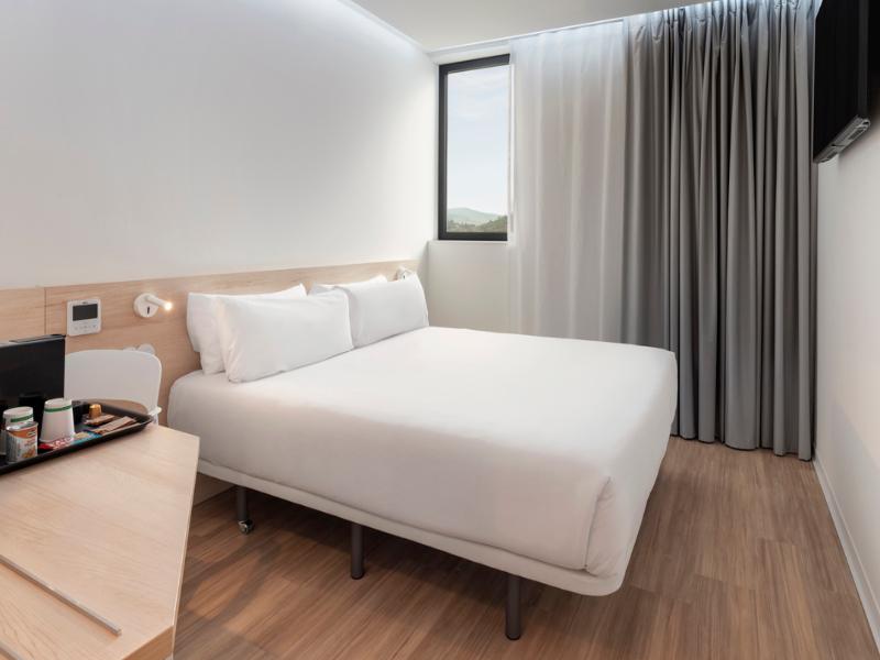 B&B HOTEL Famalicão image