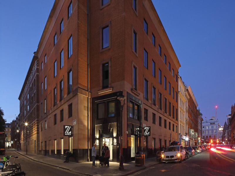 The Z Hotel Trafalgar image