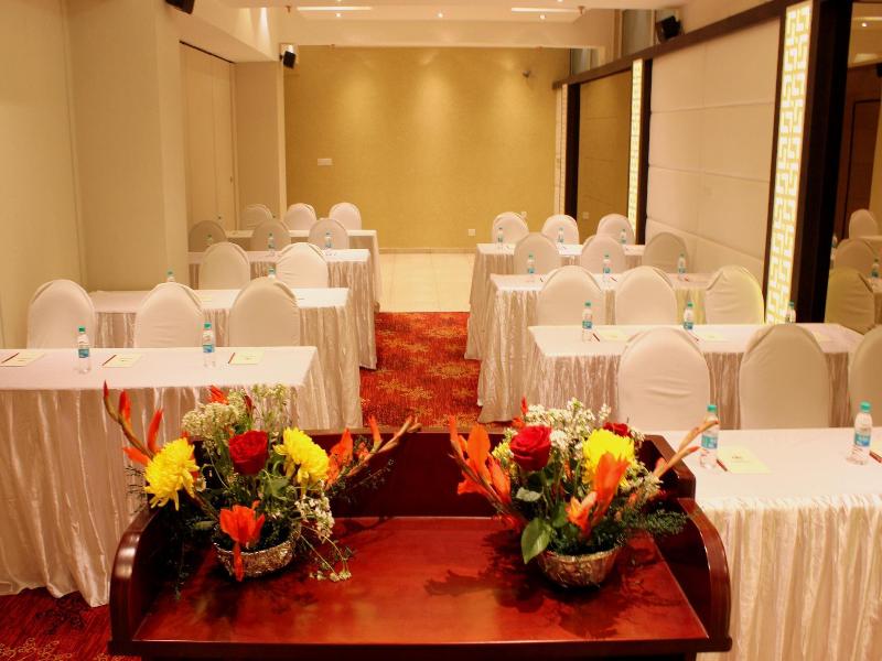 Hotel Amrapali Grand image