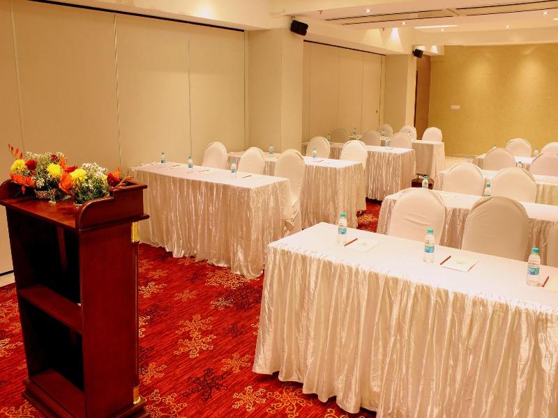 Hotel Amrapali Grand image