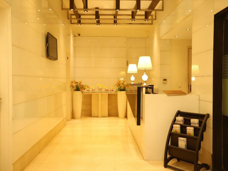Hotel Amrapali Grand image