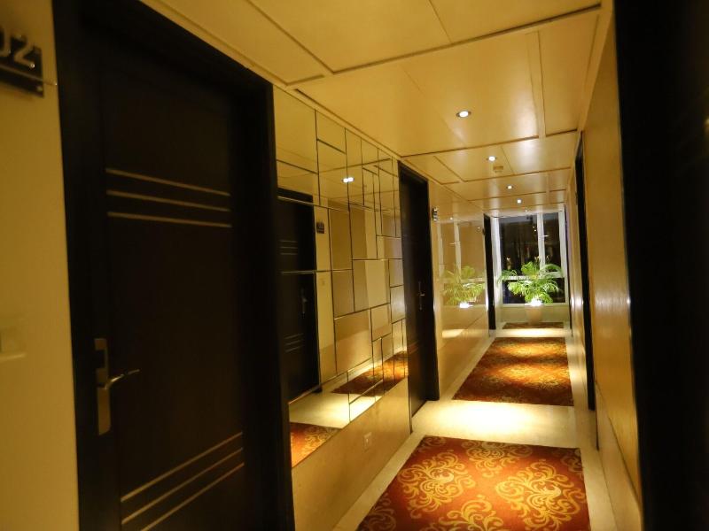 Hotel Amrapali Grand image