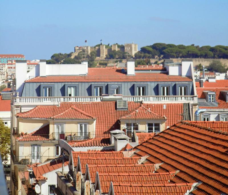Lisbon Colours Bairro Alto Apartments image