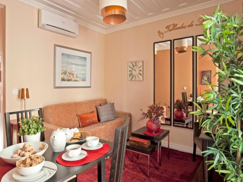 Lisbon Colours Bairro Alto Apartments image