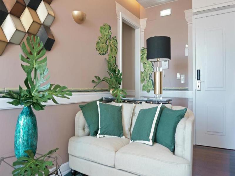 Lisbon Colours Bairro Alto Apartments image