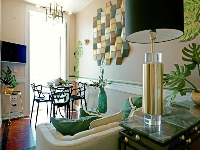 Lisbon Colours Bairro Alto Apartments image