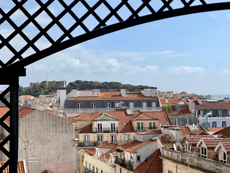 Lisbon Colours Bairro Alto Apartments image