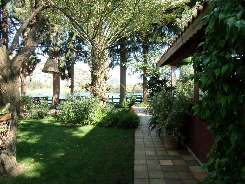 Happy Caretta Hotel