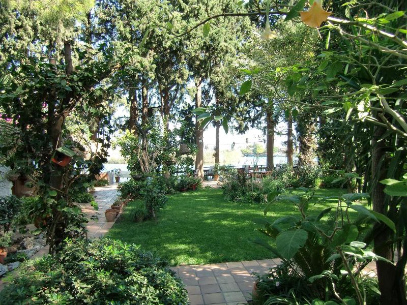 Happy Caretta Hotel image