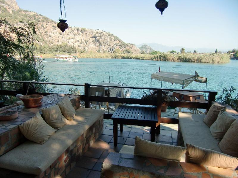 Happy Caretta Hotel image