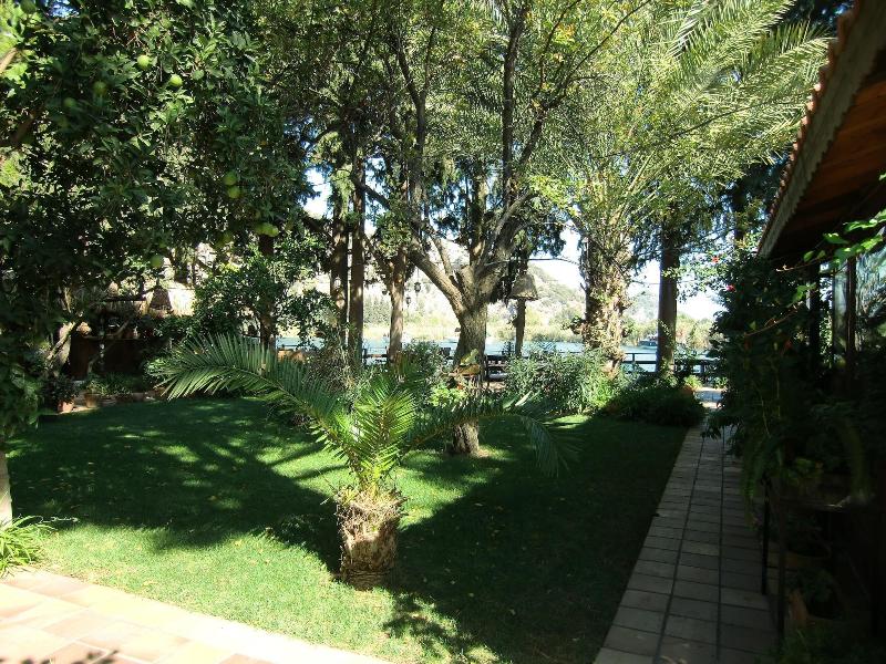 Happy Caretta Hotel image