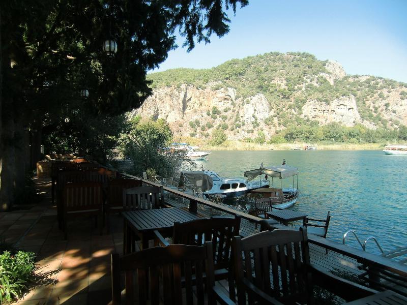 Happy Caretta Hotel image