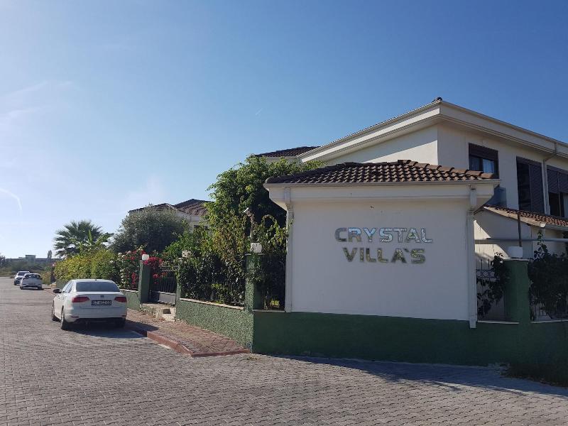Cristal Villalar