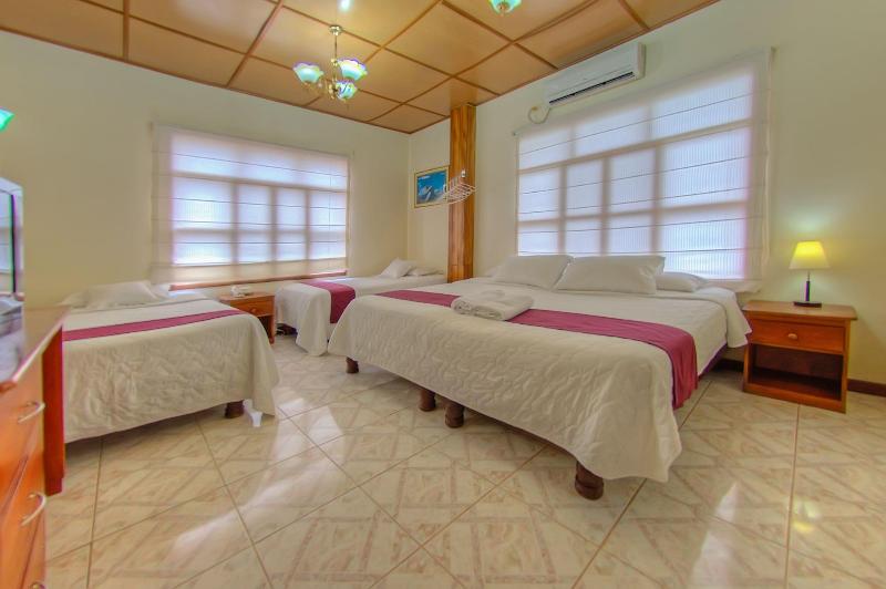 Hotel San Vicente Galapagos image