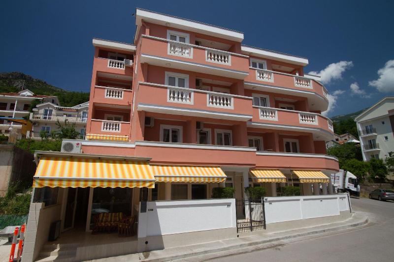 Apartments Sofija image