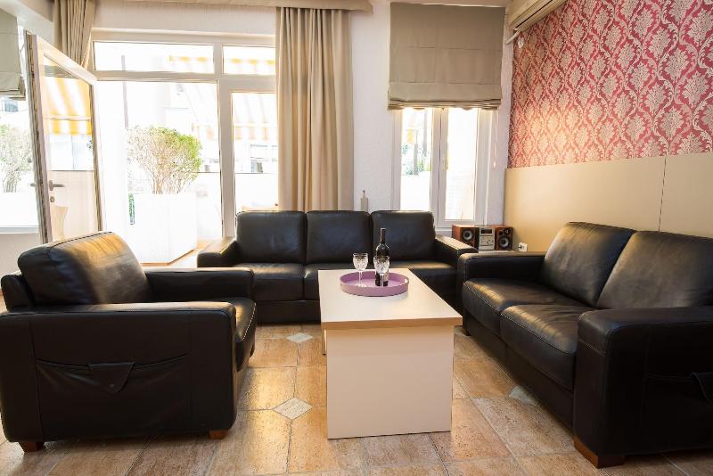 Apartments Sofija image