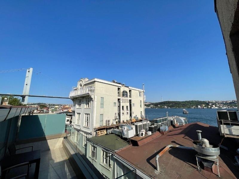 Feri Suites image