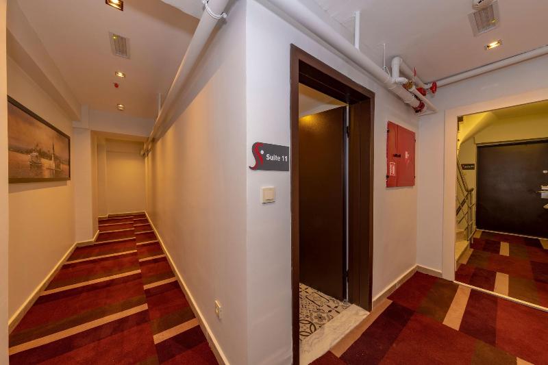 Feri Suites image
