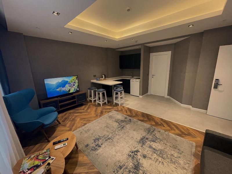 Feri Suites image
