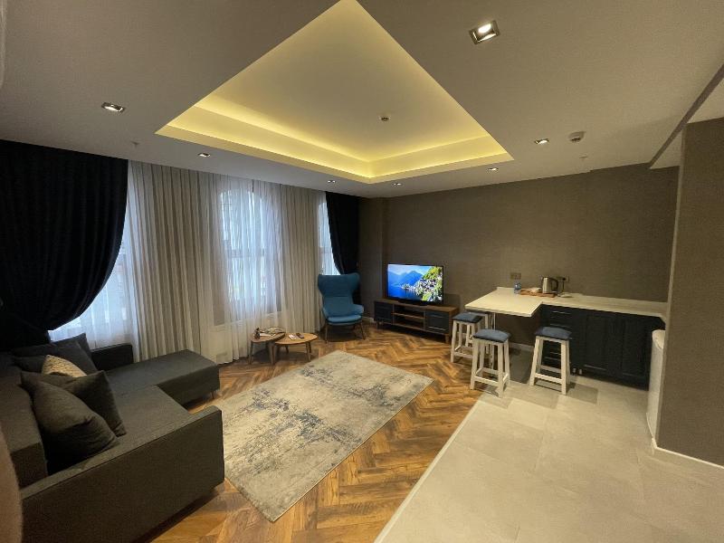 Feri Suites image