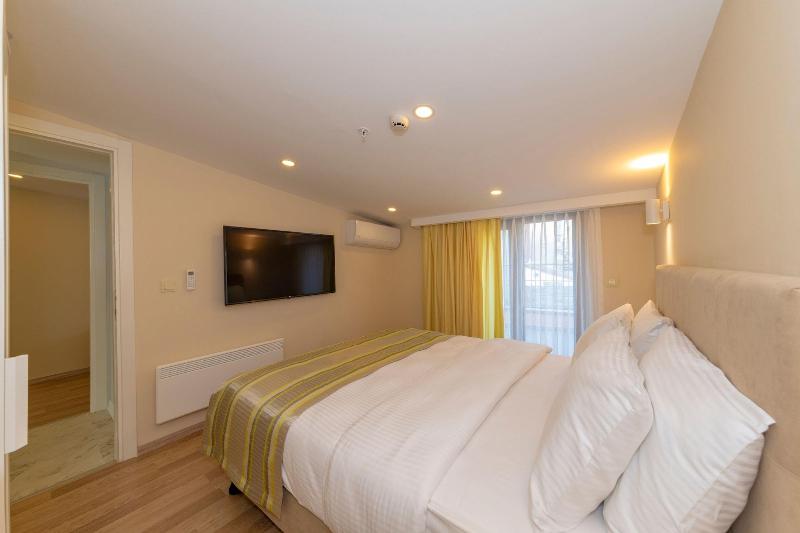 Feri Suites image