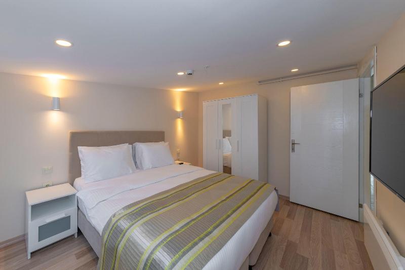 Feri Suites image