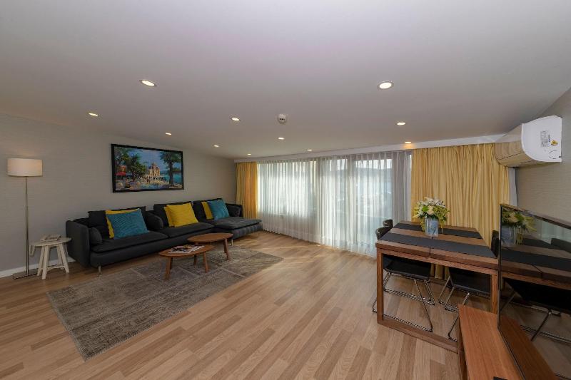 Feri Suites image
