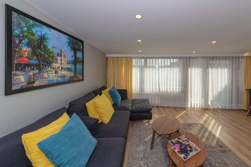 Feri Suites image