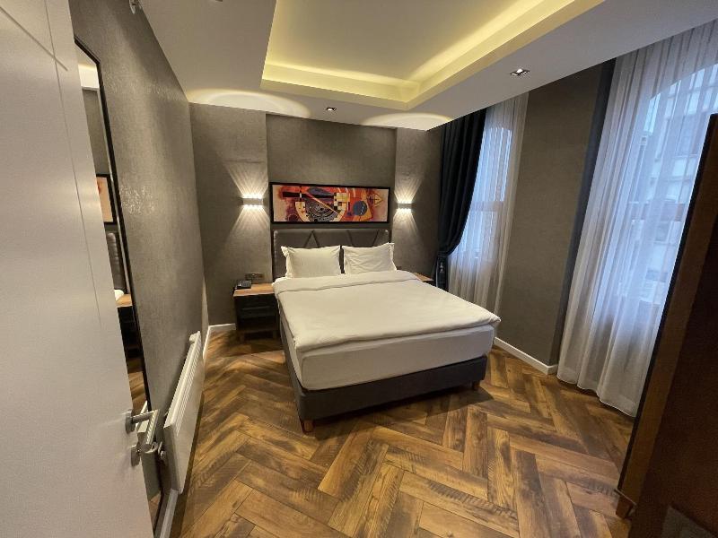 Feri Suites image
