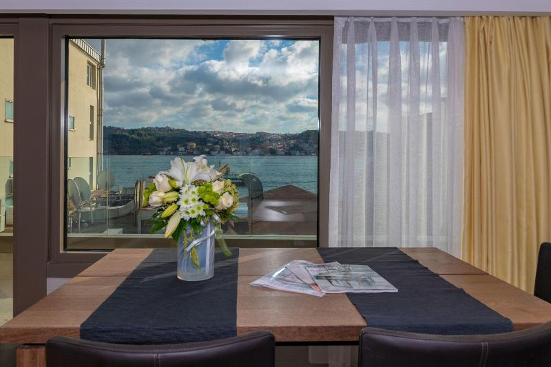 Feri Suites image