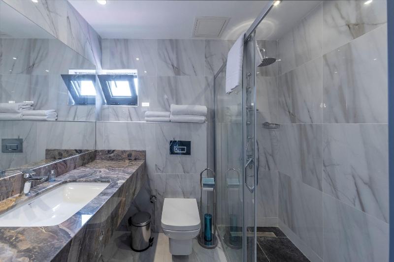Feri Suites image