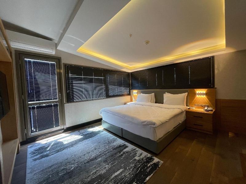 Feri Suites image