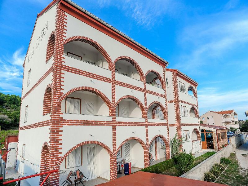 Vila Caska image