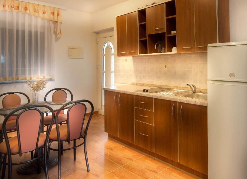 Vila Caska image