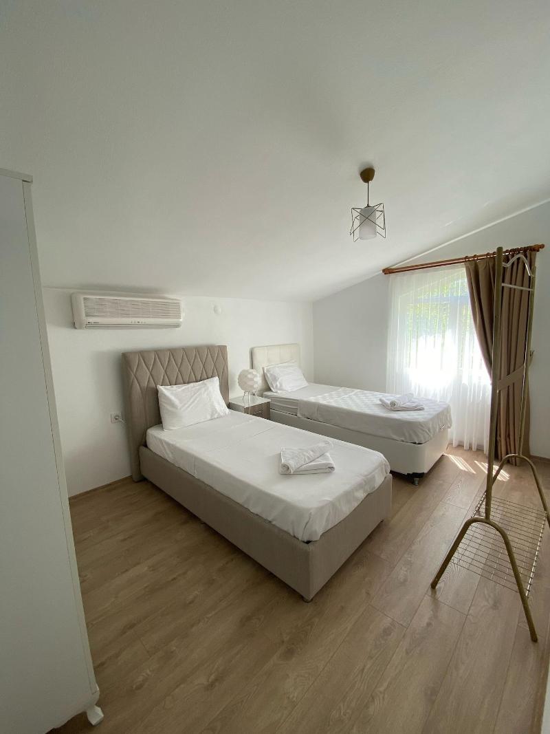 Hotel Melisa image