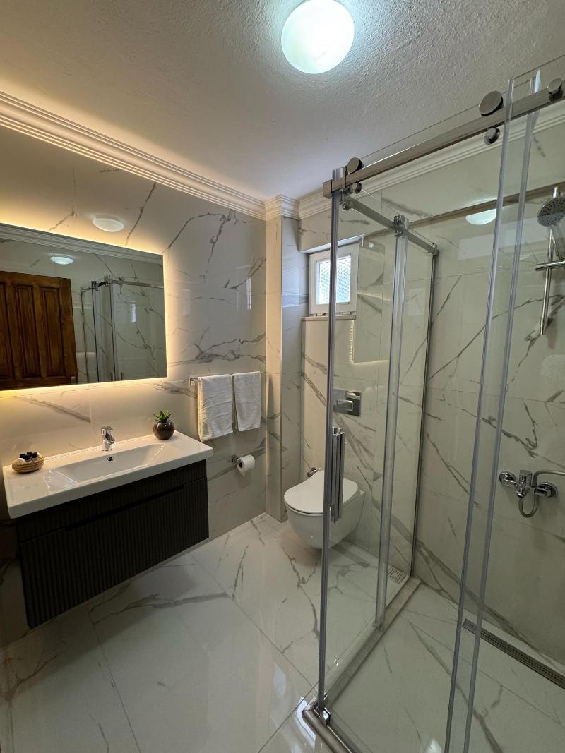 Hotel Melisa image