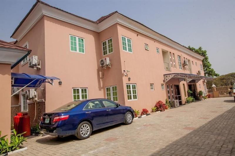 Inti's Royal Suite image