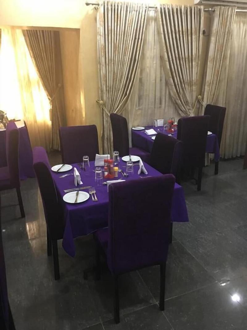 Inti's Royal Suite image