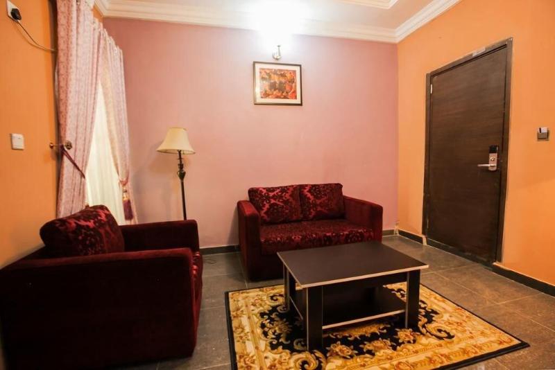 Inti's Royal Suite image