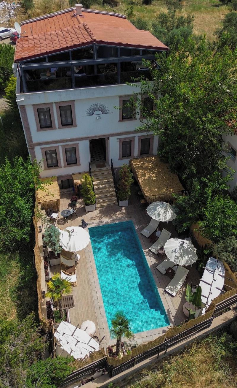 Parna Hotel image