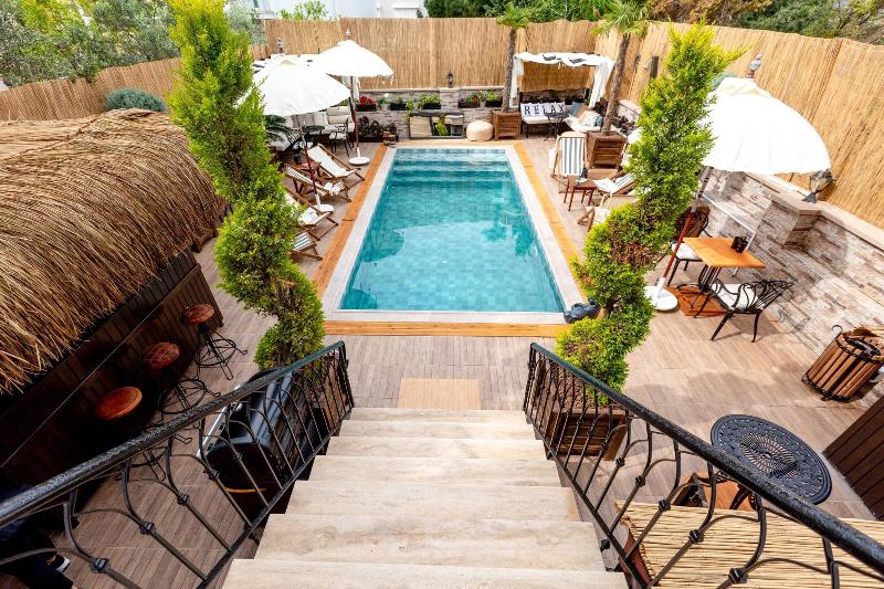 Parna Hotel image