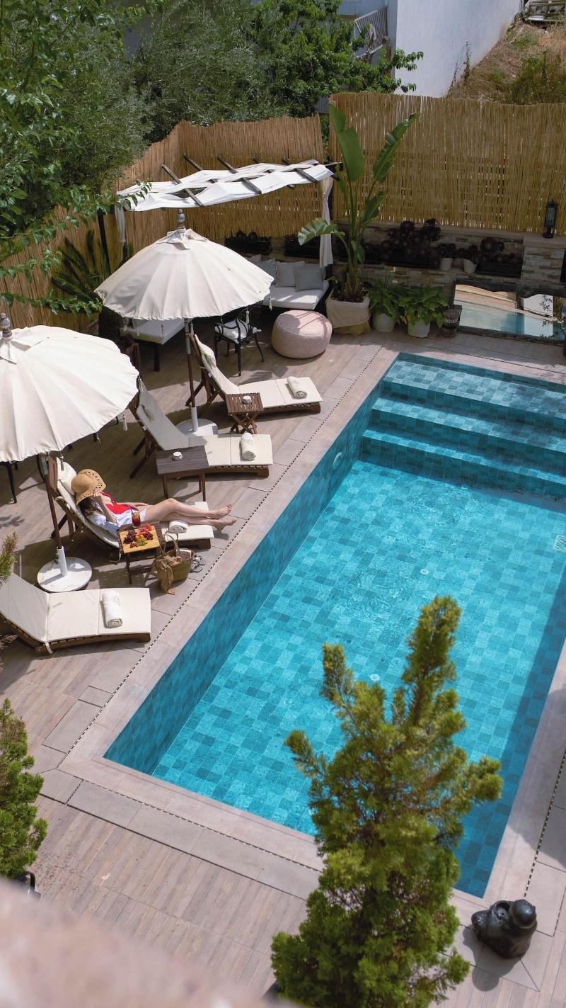 Parna Hotel image