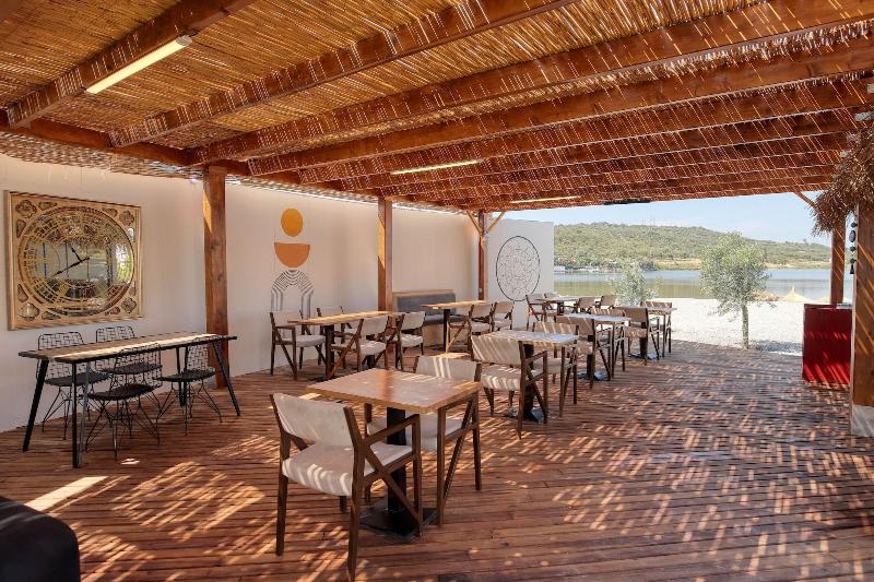 Parna Hotel image