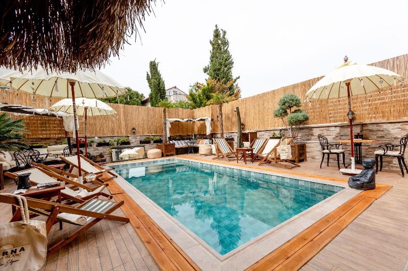 Parna Hotel image
